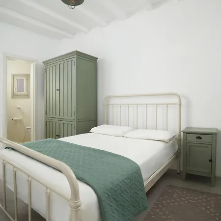 Nyaraló West Side Garden House *